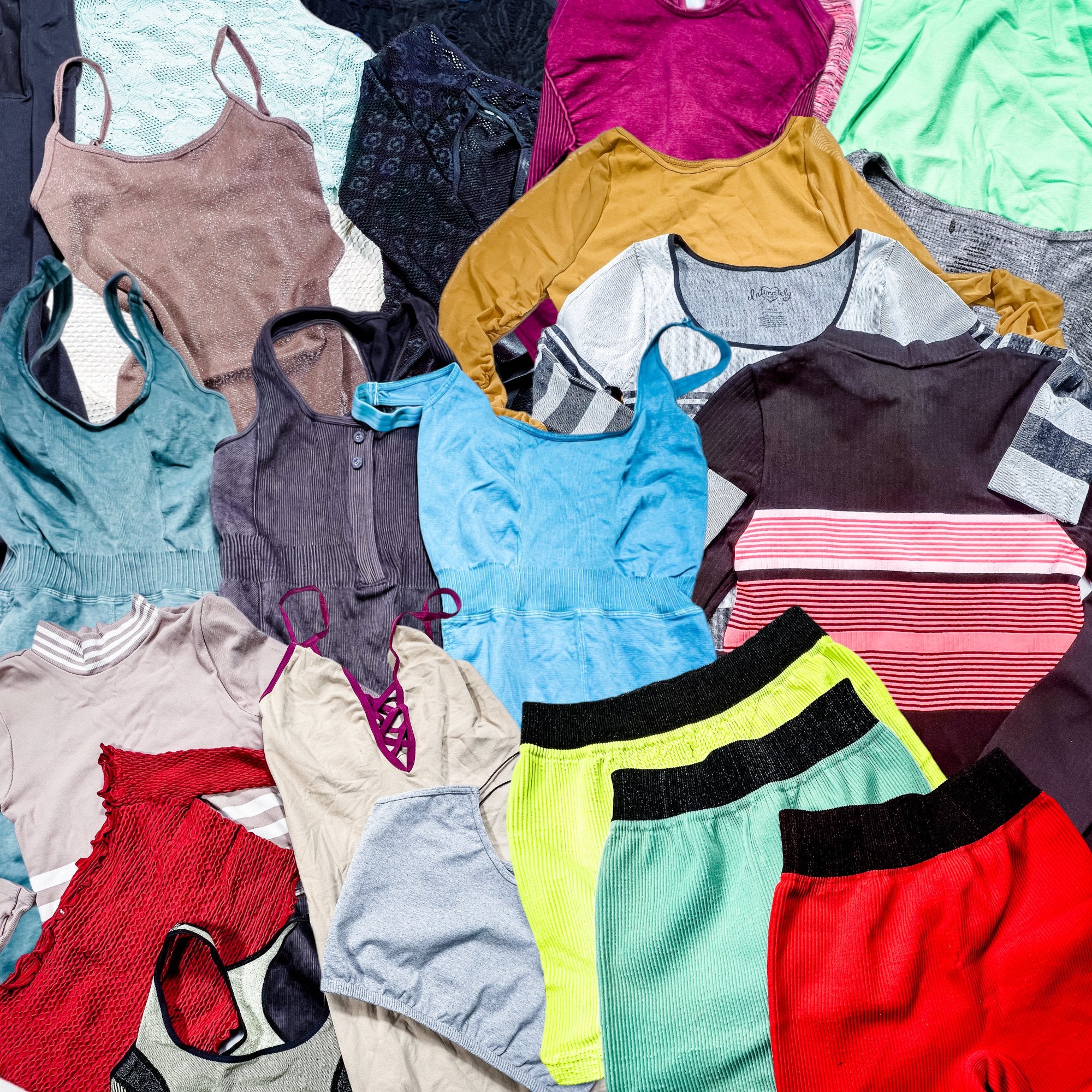 free-people-assorted-womens-clothing-nwot-bulk-wholesale-boutique-by-the-box-wholesale-clothing-655522 free-people-assorted-womens-clothing-nwot-bulk-wholesale-boutique-by-the-box-wholesale-clothing-655522